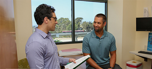 Dr. Erik Stark conducting a Patient Consultation in San Diego